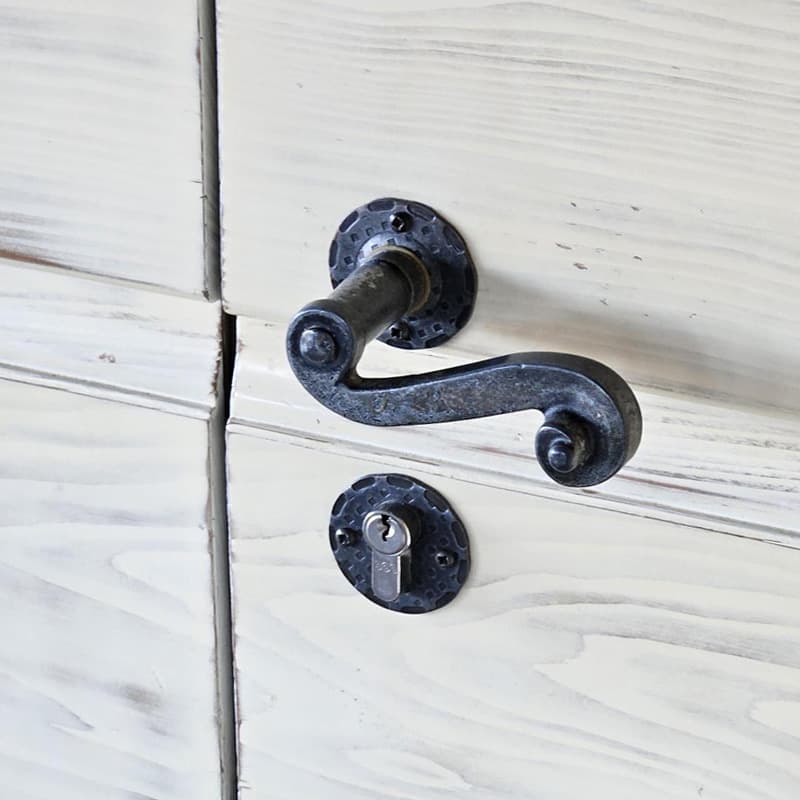 Maniglia con rosetta e bocchetta in Ferro - Thumbnail 2