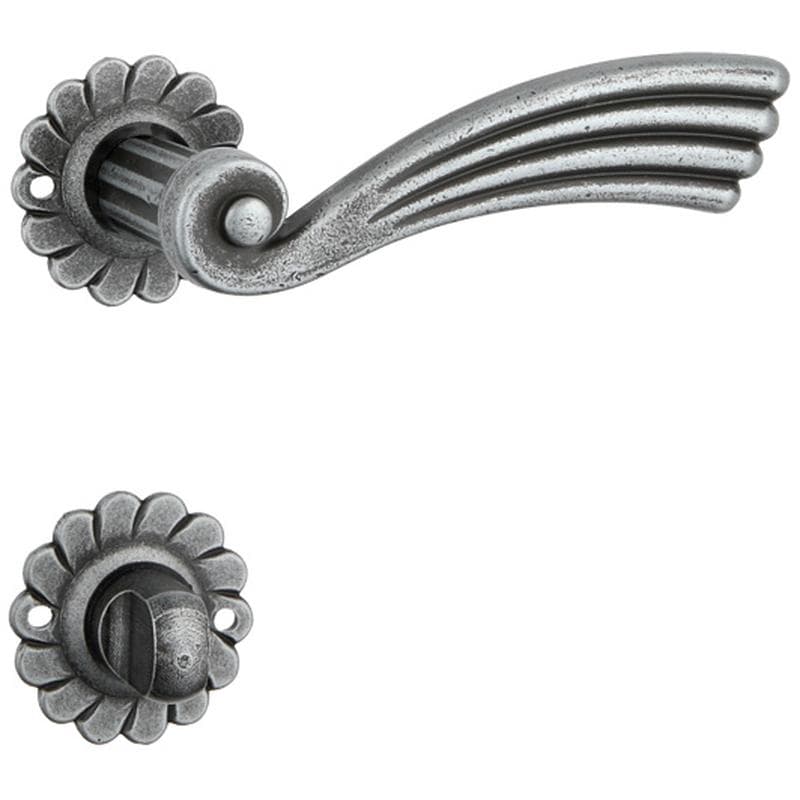 Maniglia con rosetta e bocchetta